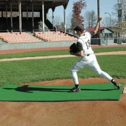 [ 1 ] Bermuda Sports Turf 4' X 12' Pitching Mat